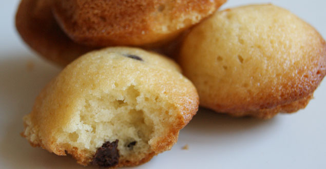 Mini madeleines pépites chocolat - Feuille de choux