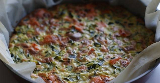 clafoutis-2-courgette-saumon-fumé-feuille-de-choux