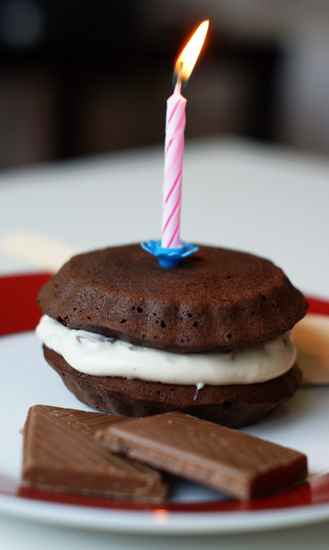 Gâteau au chocolat pour un anniversaire gourmand - Feuille de choux