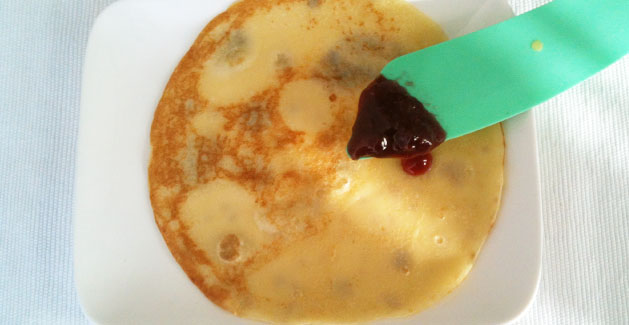 French crepe recipe cooking second side - Feuille de choux
