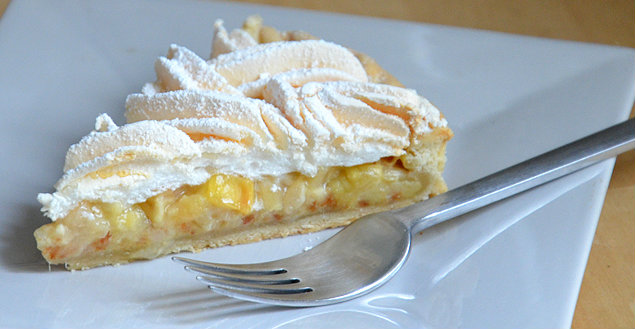 Tarte rhubarbe meringuée - Feuille de choux