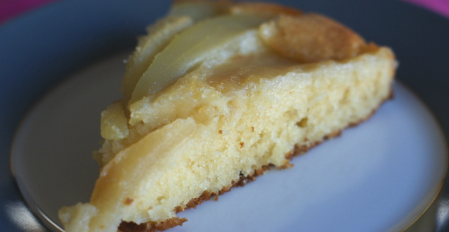 Gâteau renversé aux poires, comme une tarte tatin! Feuille de choux