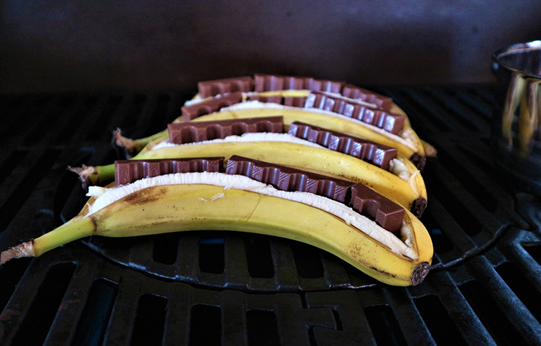 banane au barbecue avec chocolat