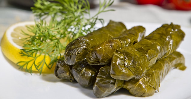 Dolmas feuilles de vignes farcies cuisine grecque-Feuille de choux