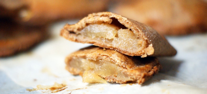 Chaussons aux pommes rapides-feuille de choux