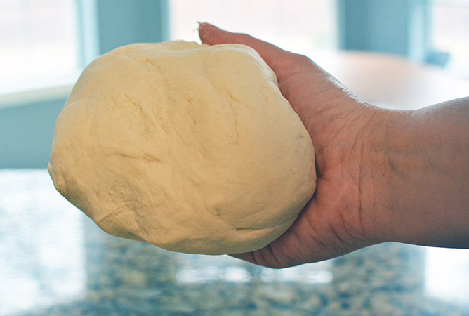 Faire son pain au levain - pétrissage